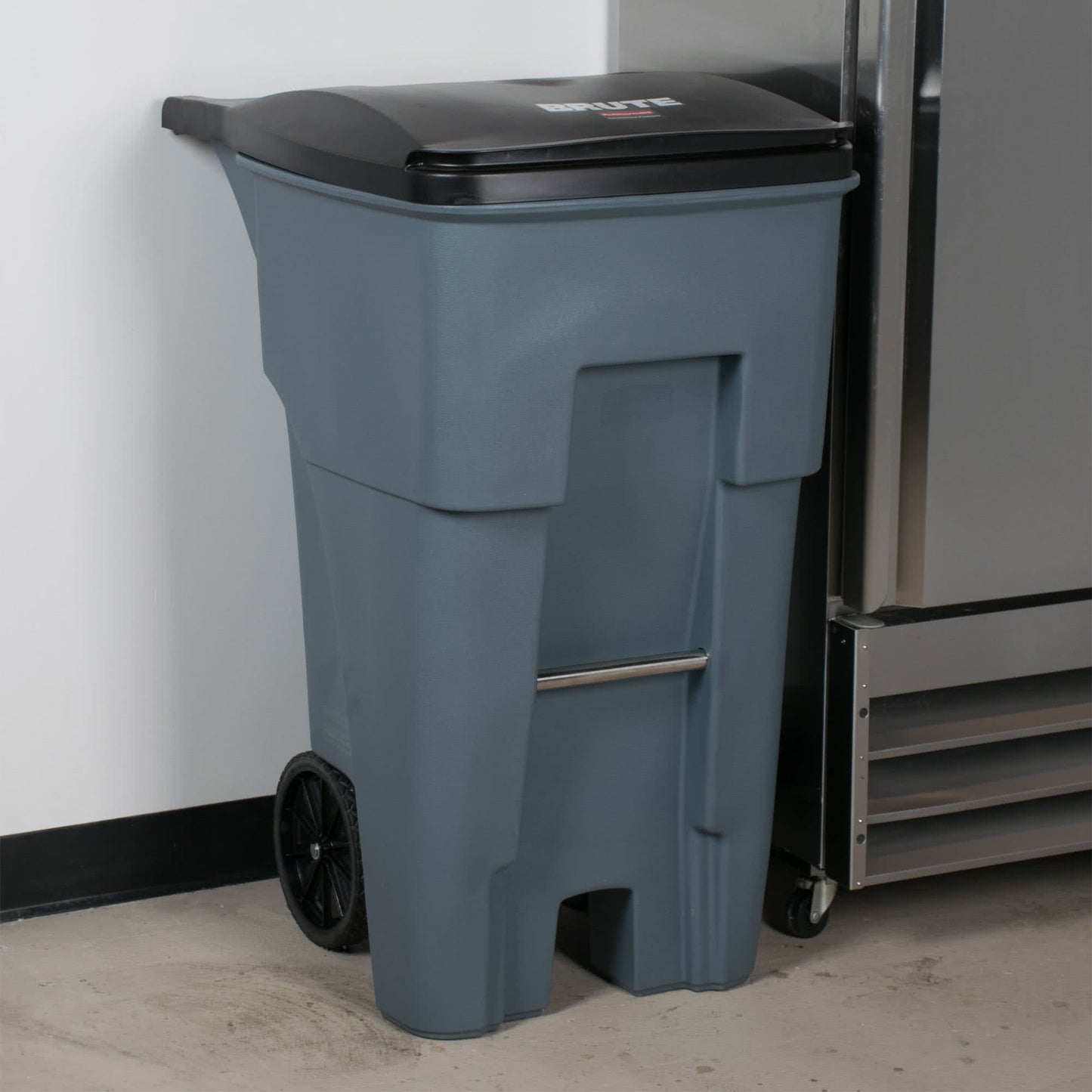 CONTENEDOR BOTE DE BASURA ROLLOUT® 65 GAL