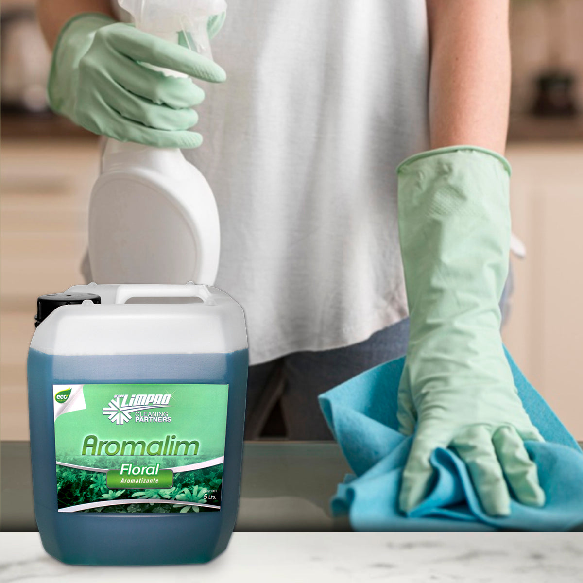 Desengrasante industrial Limpro de 5 litros