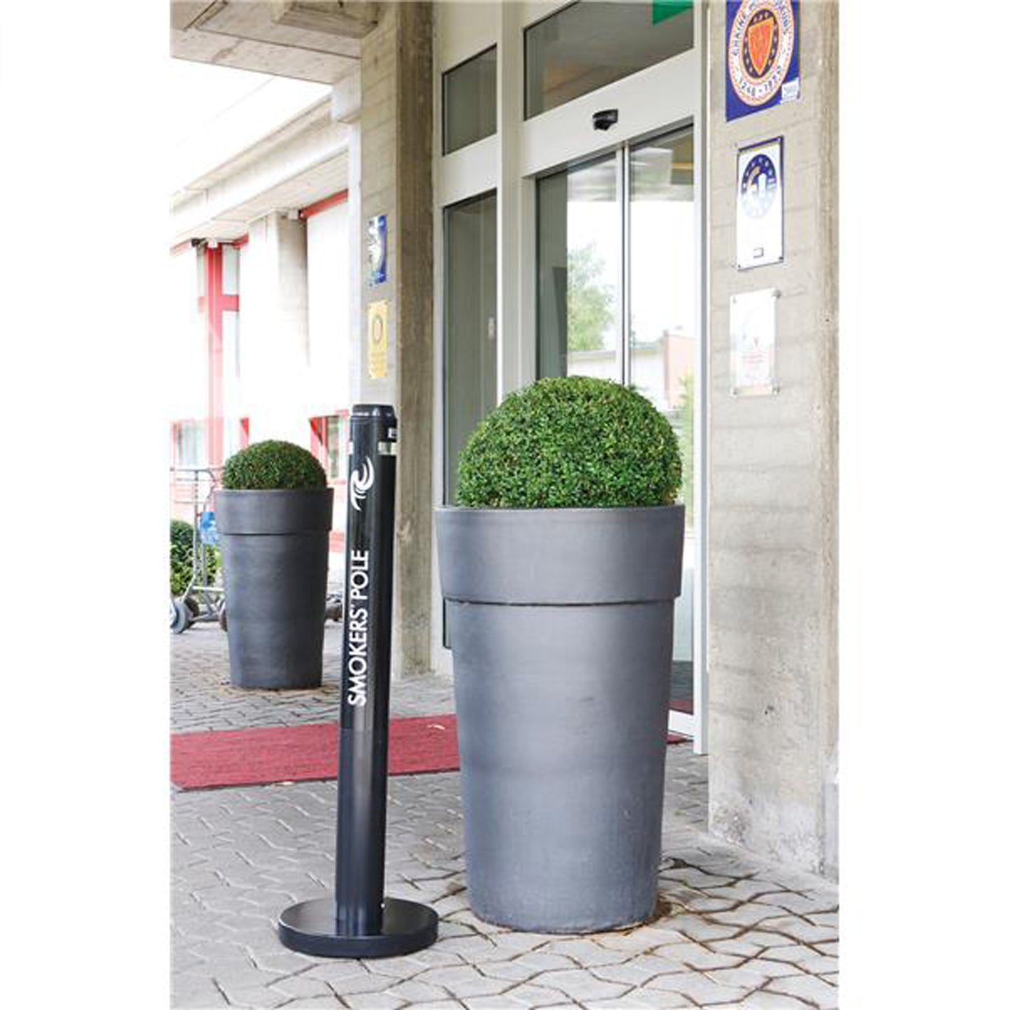 ESTACIÓN PARA FUMADORES SMOKERS´ POLE