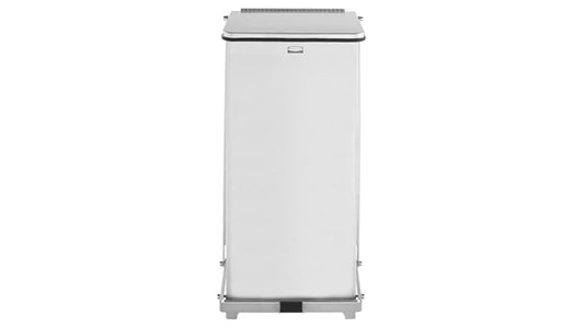 Contenedor de acero inoxidable Defenders Rubbermaid 13 gal.