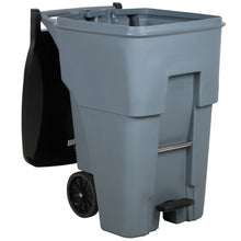 Contenedor Brute Step On Rollout Rubbermaid 95 gal, gris