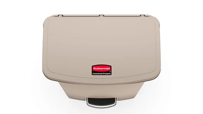 Contenedor Slim Jim de pedal Rubbermaid 90 lt. beige