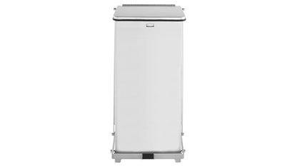 Contenedor de acero inoxidable Defenders Rubbermaid 13 gal.
