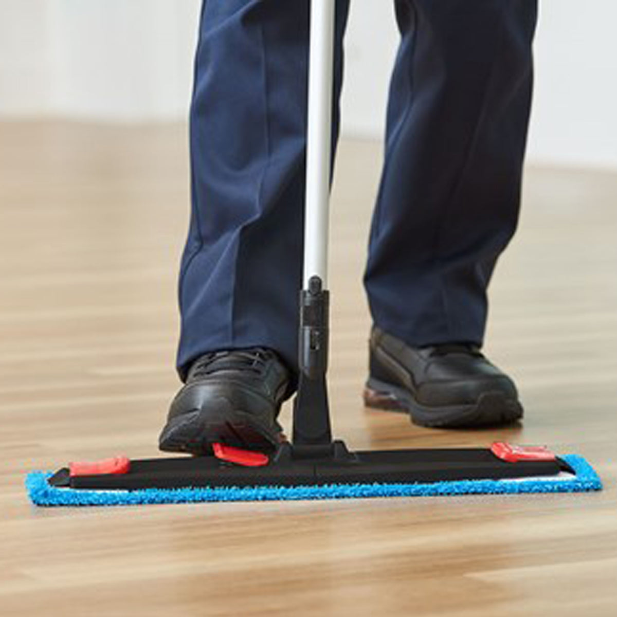 ALMOHADILLA DE MICROFIBRA PARA MOPA PLANA ADAPTABLE 45.7 CM